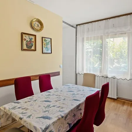 Zmak With Terrace * Ουμάγκ