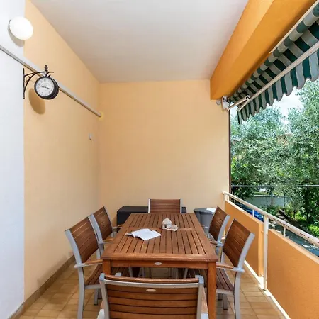 Zmak With Terrace Umag