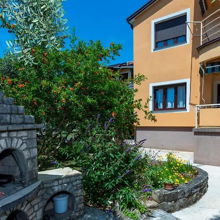 Apartament Zmak With Terrace Umag